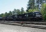 NS 7634 leads train 349 thru the yard